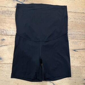 CRZ YOGA Womens Butterluxe Maternity Yoga Shorts 6" - bike Black Medium